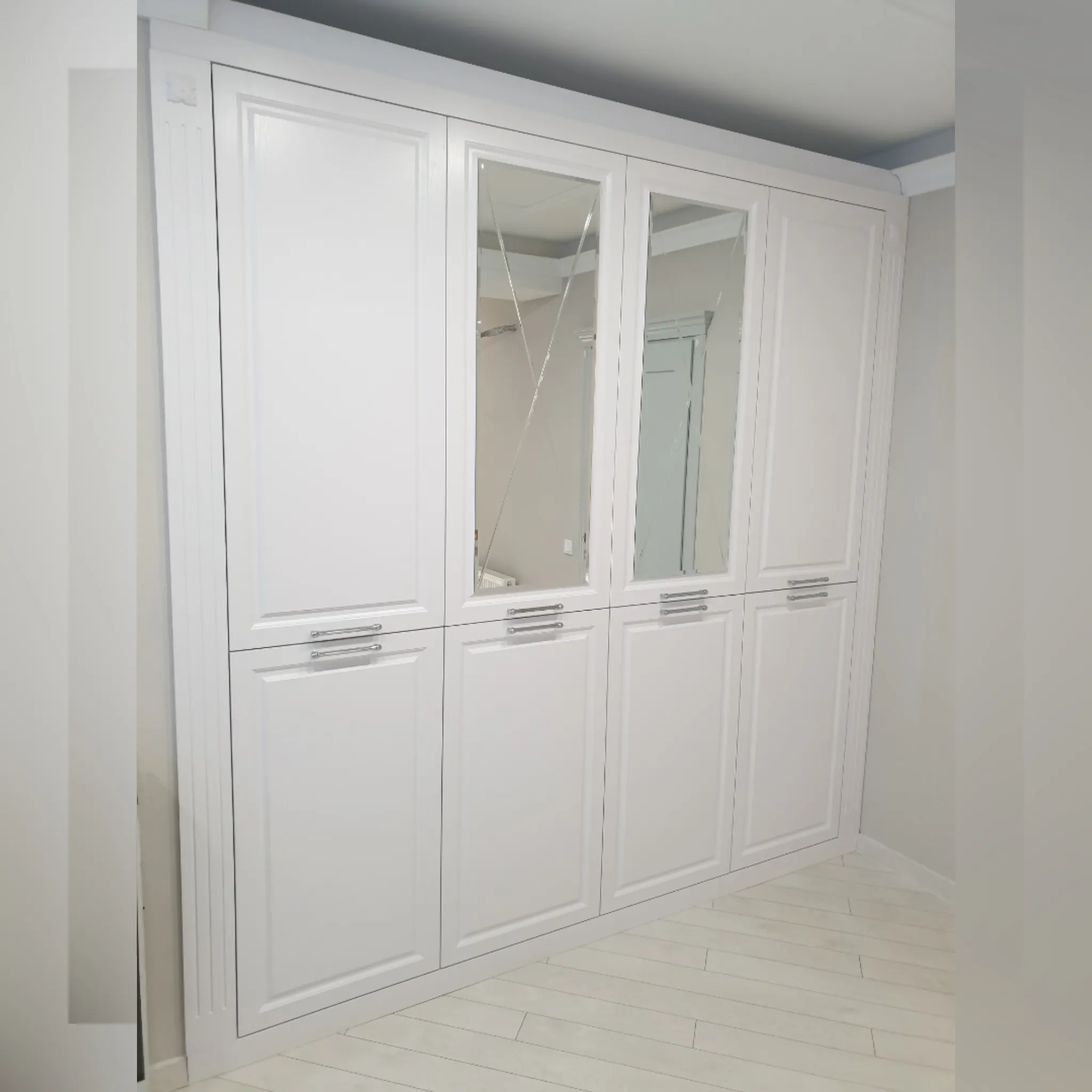 Шкаф нео-классика #2303 (Кишинев)